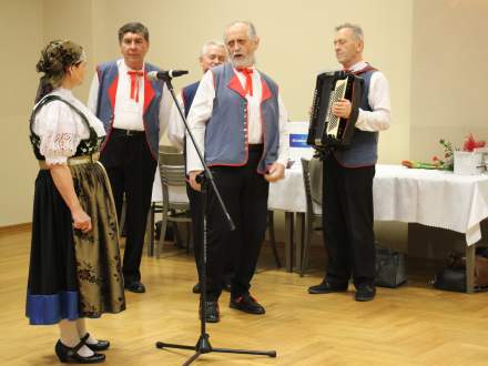 Wręczono medale za długoletni staż małżeński